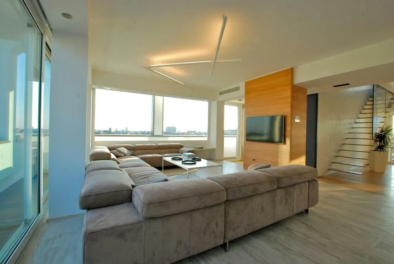 Apartament Skyline Mediolan