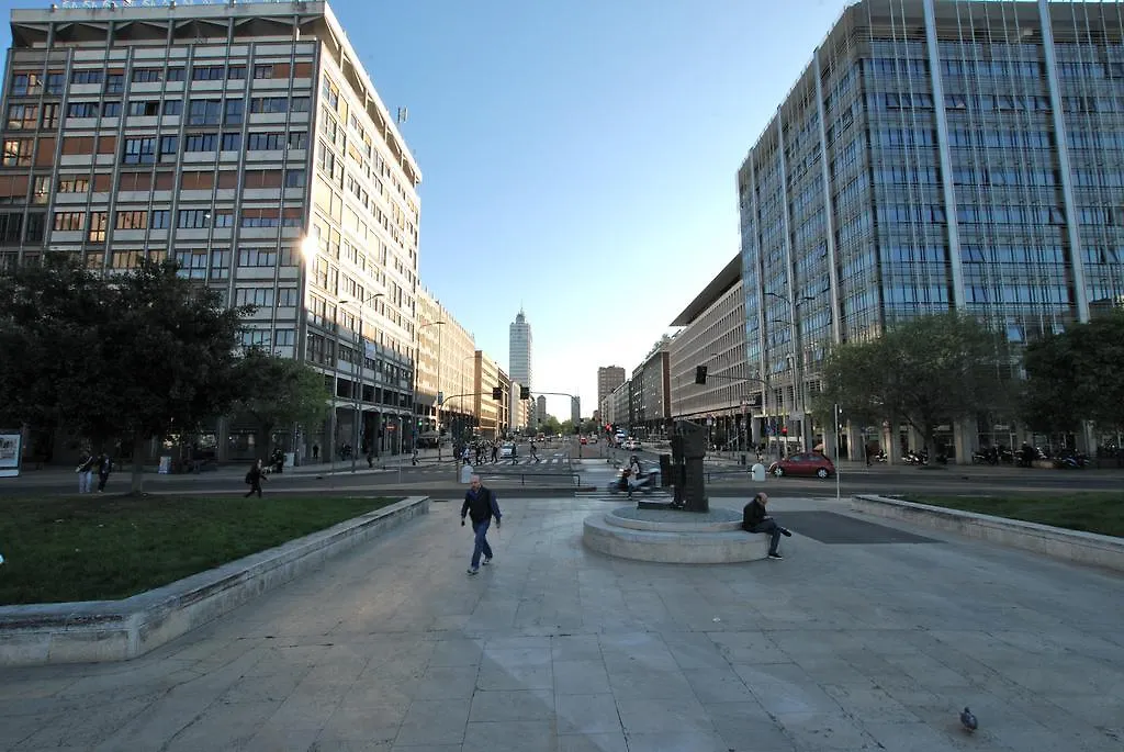 Skyline Milan Apartman 0*,  Olaszország
